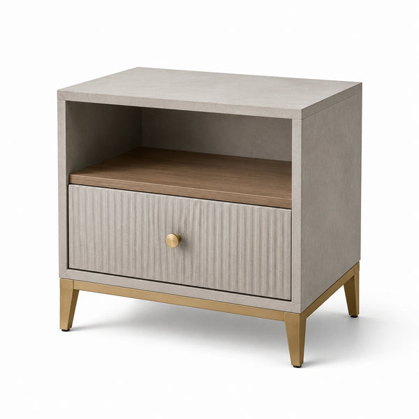 Comodino contemporaneo grigio tortora, marrone e oro con cassetto e vano aperto, 55 x 40 x 65 cm